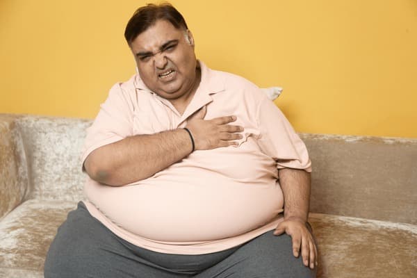 Healthy juice and fitness-focused setting